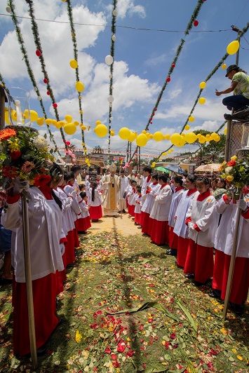 ereccin-de-la-parroquia-san-ramn-nonato-en-guatemala_3 ereccin-de-la-parroquia-san-ramn-nonato-en-guatemala_3