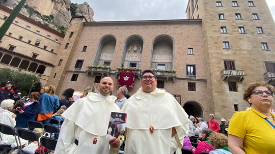 provincia_brians-mont-sa-sfamila-papa_montserrat_2 provincia_brians-mont-sa-sfamila-papa_montserrat_2