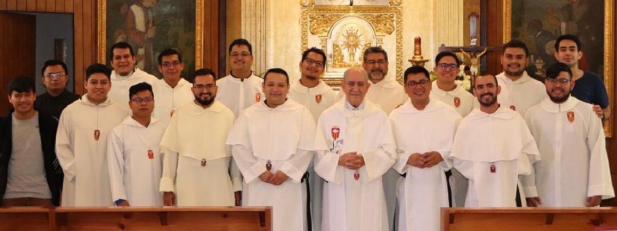 Fr. Johnny Chacón i Fr. David Pérez van rebre el ministeri del acolitat